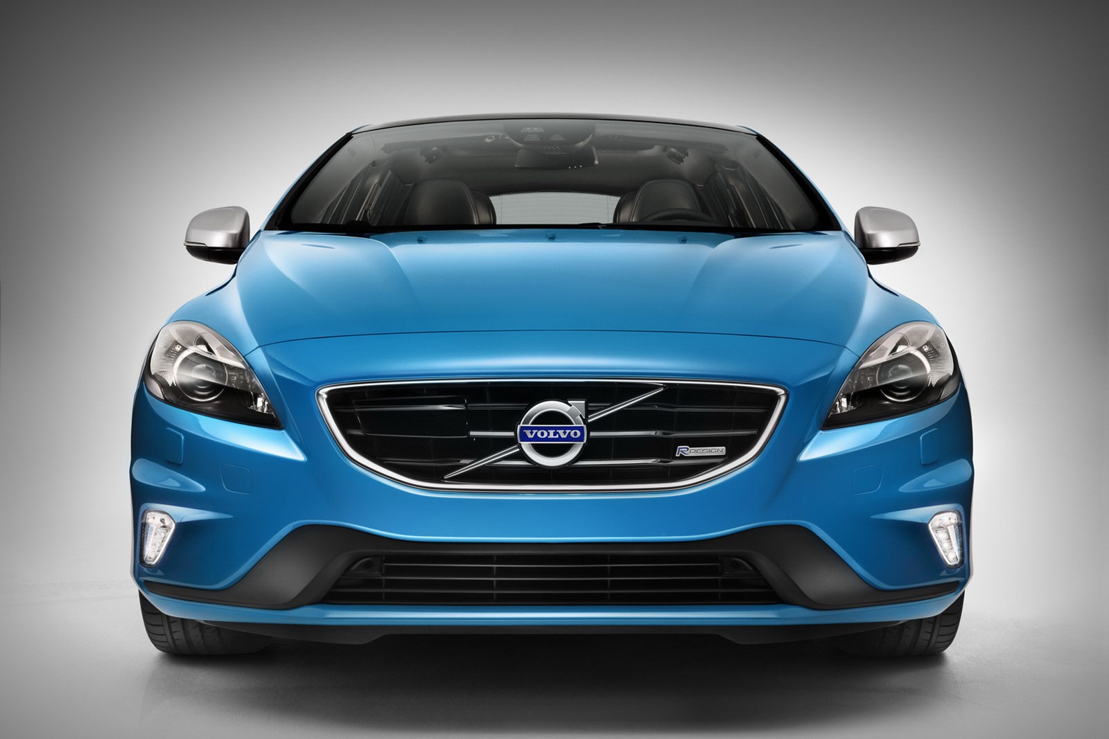 Volvo V40 RDesign Magazine